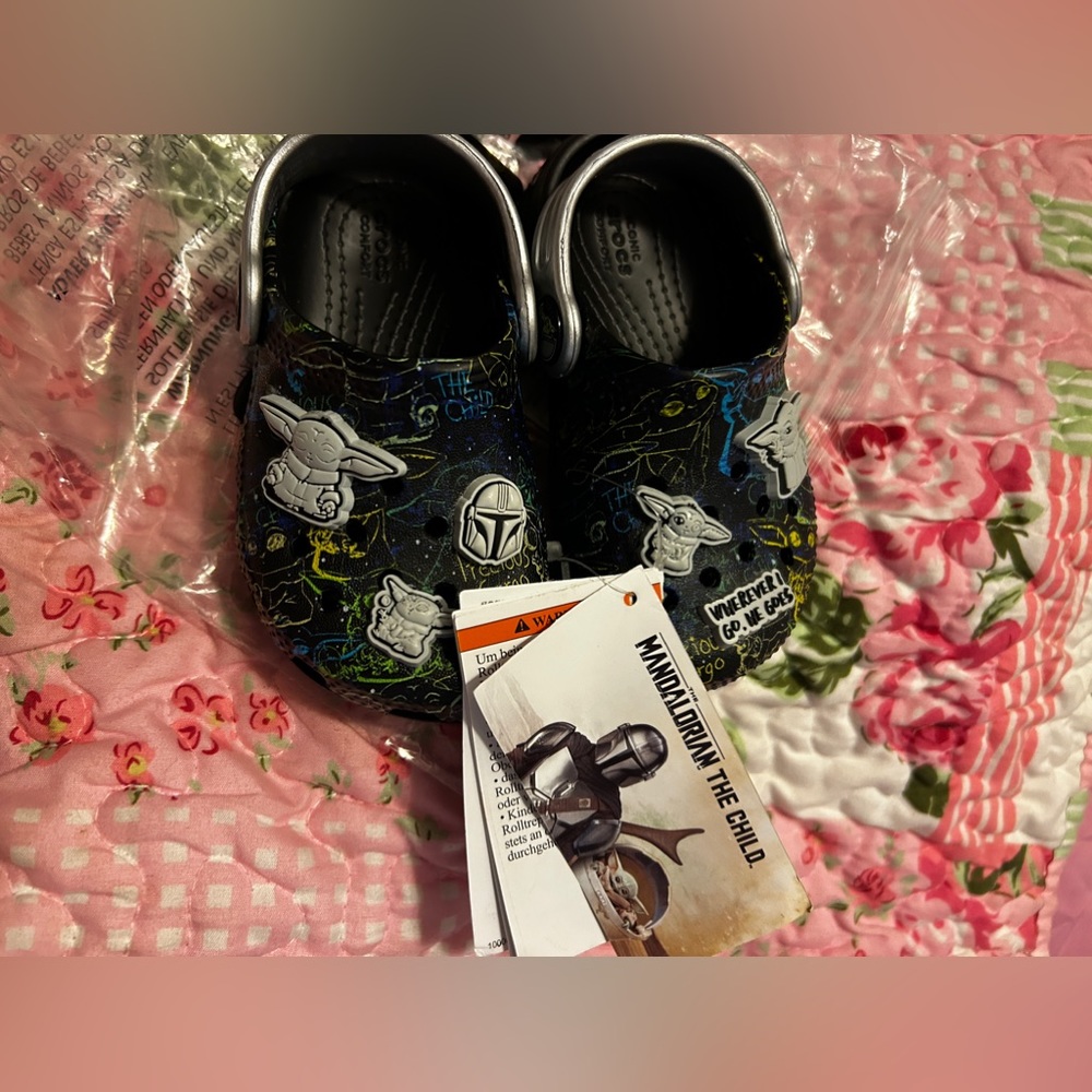 Crocs star wards clogs kids sandals